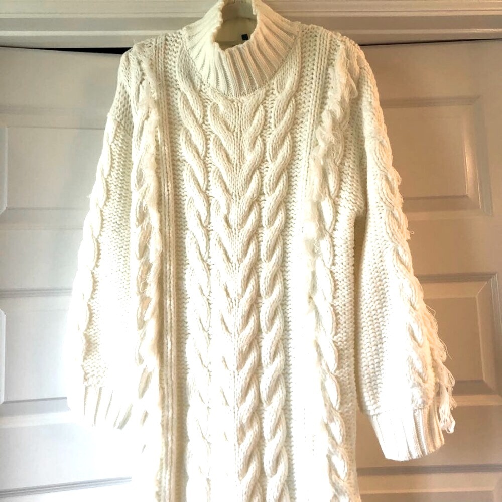 FARM RIO Ivory Cable Knit Fringe Midi Sweater Dress M MSRP $285 - Picture 7 of 10